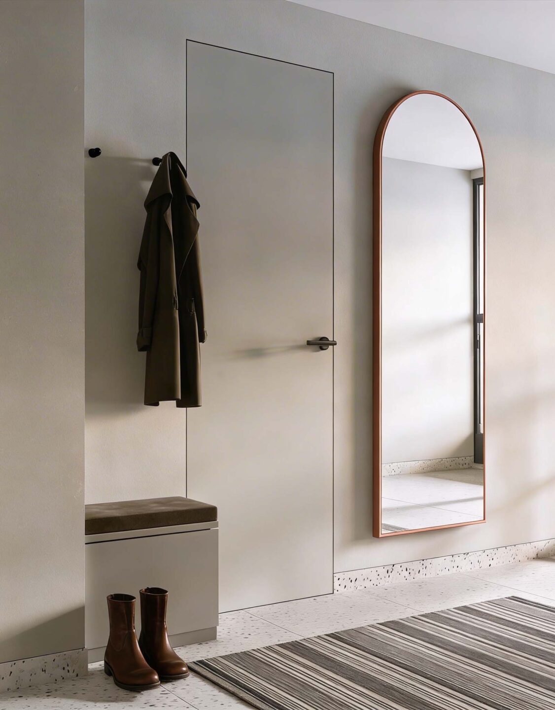Nowoczesne lustro arkadowe z cienką miedzianą ramą w przedpokoju